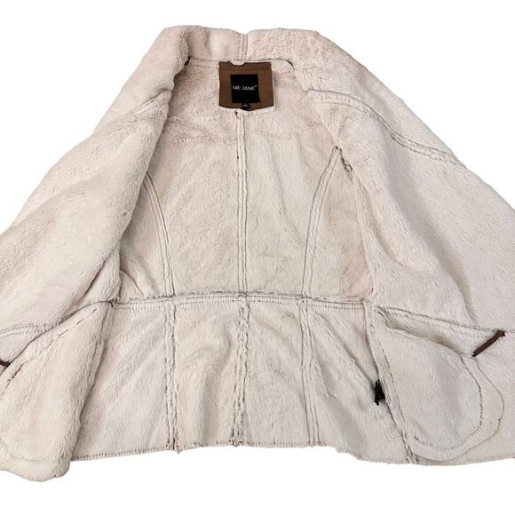 Me Jane ~ Faux Suede and fur lined vest ~ two side pockets - Picture 10 of 12